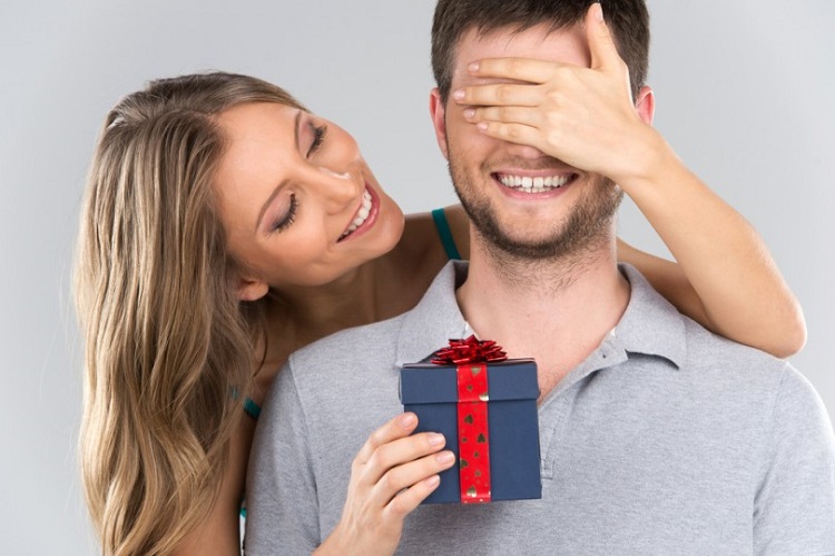 How To Choose Best Gift For Your Man