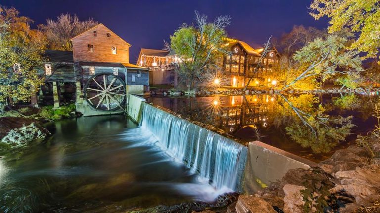 Top 5 Things to Do in Pigeon Forge, Tennessee