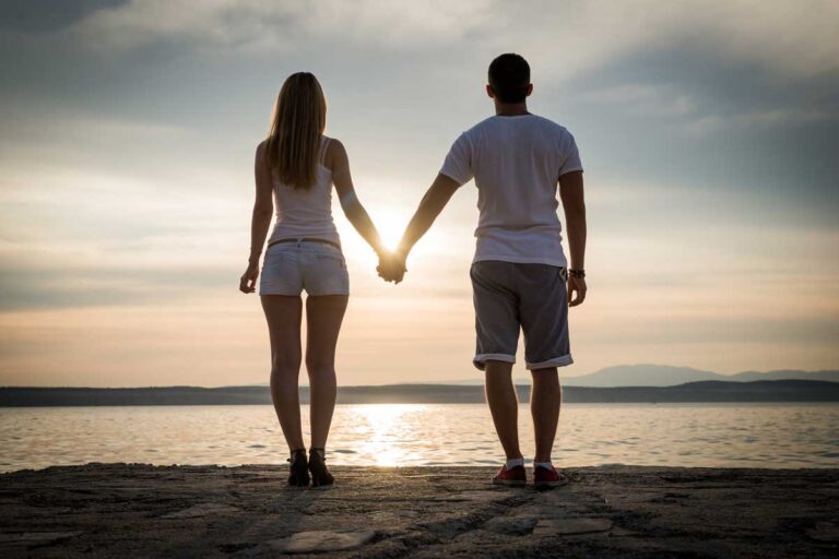 4 Tips On How To Build Trust In Your Relationship