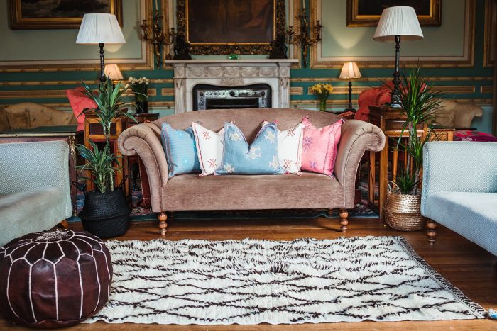 Quick Advantages of Using Vintage Moroccan Rugs